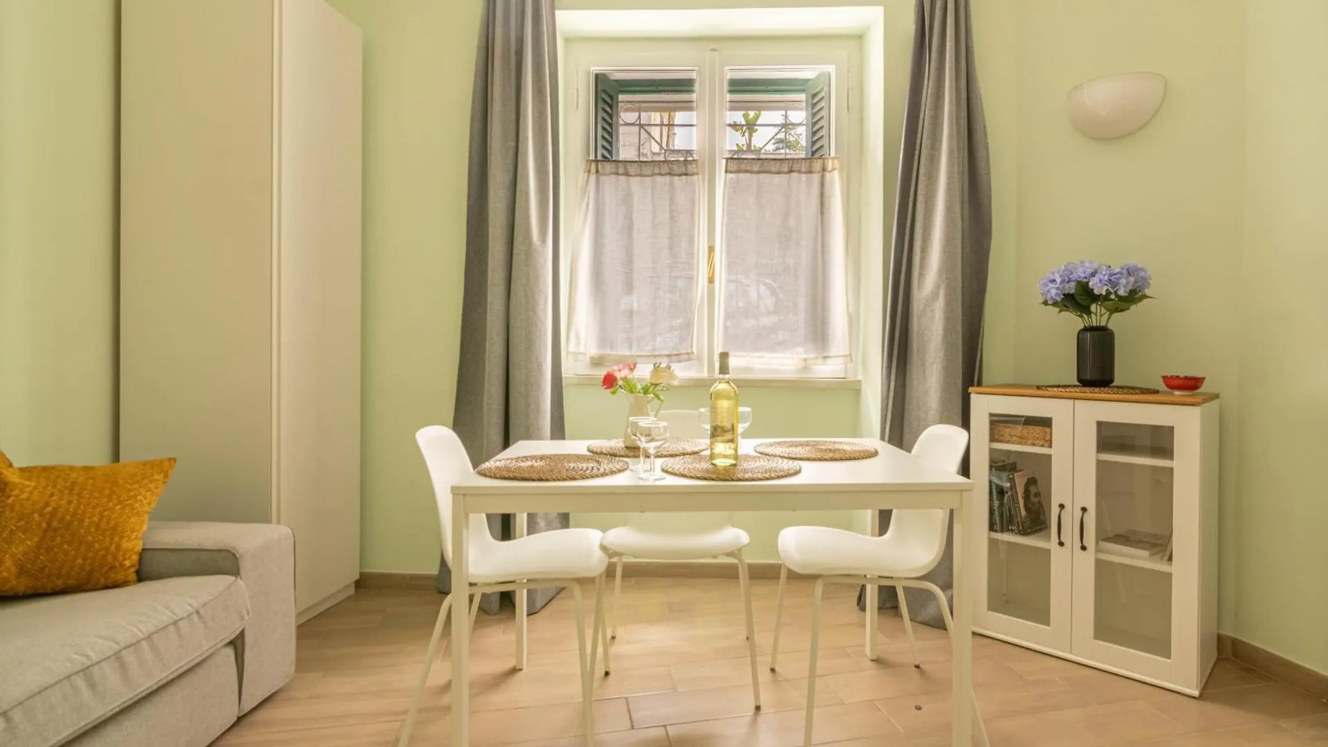 Domus Gianicolo 2B Apartment Rome