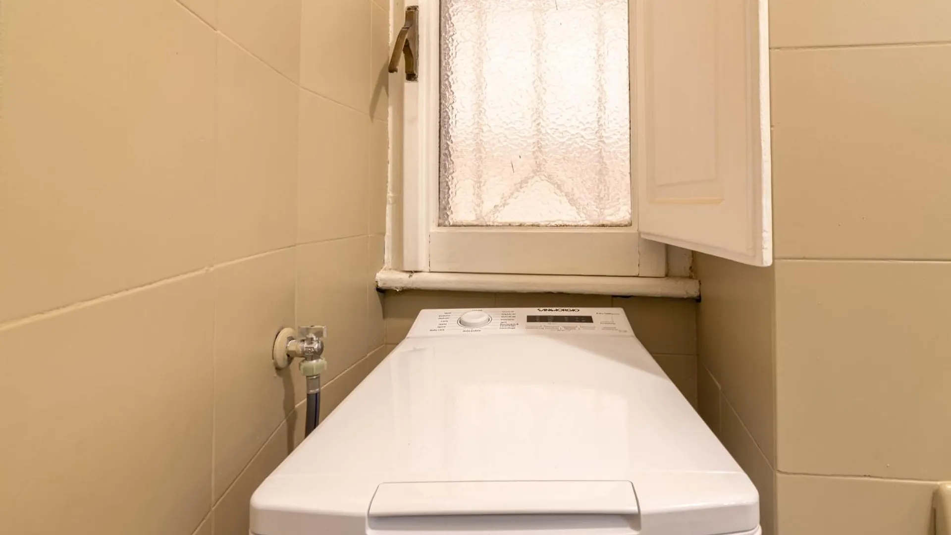 Domus Gianicolo 2B Apartment Rome 0*,  Italy